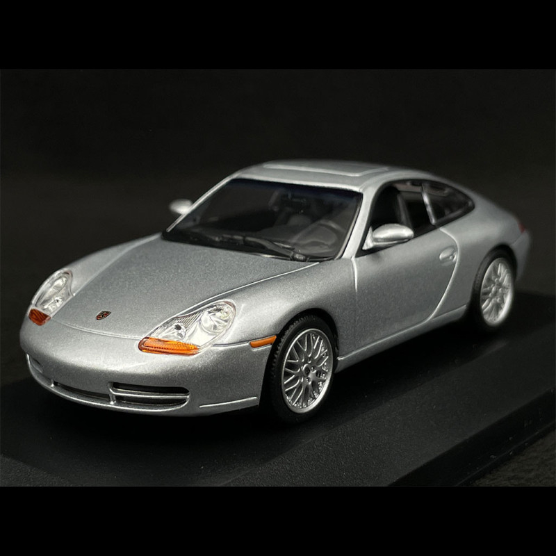 Porsche 911 Carrera Type 996 1998 Silver Metallic 1/43 Minichamps