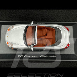 Porsche 911 Carrera Cabriolet Type 996 2000 Silver grey metallic 1/43 Schuco WAP02004097