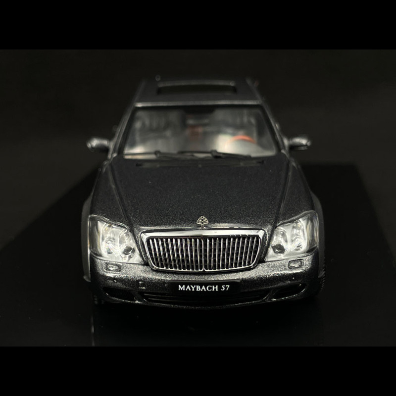 Maybach 57 SWB Mercedes-Benz 2005 2-tone Grey metallic 1/43 Autoart 56153