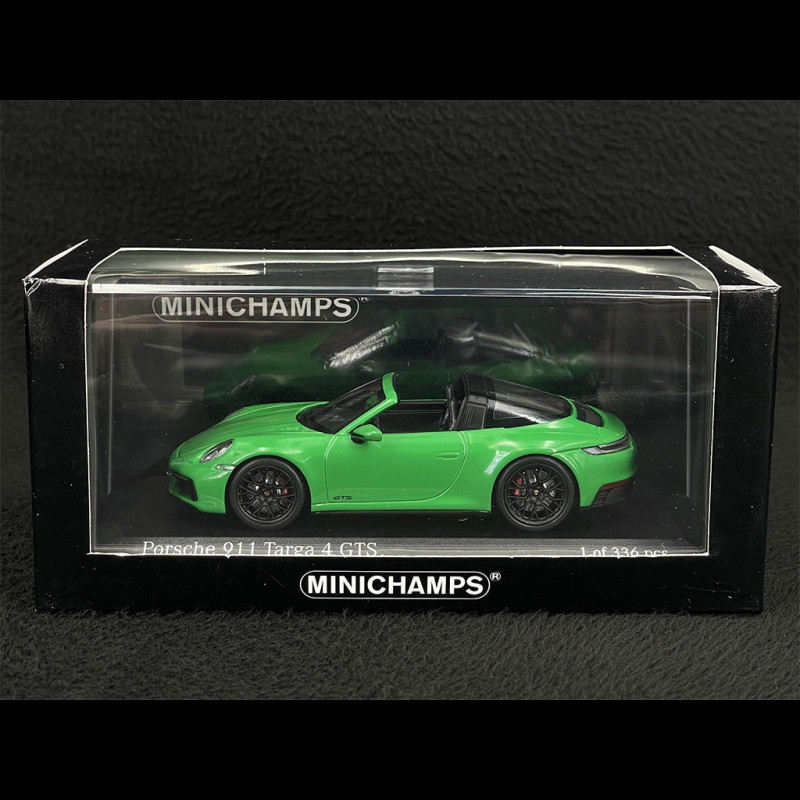 Minichamps 1:43 Porsche 911  992  Targa 4 GTS Année De Construction 2022 Gardes Rouge 410061060