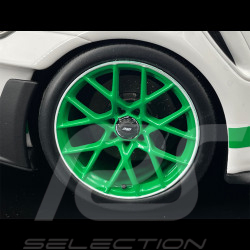 Porsche 911 GT3 RS Type 992 2022 Tribute Carrera RS 2.7 Edition Weiß / Lizardgrün Streifen 1/18 Spark WAP0211540P002