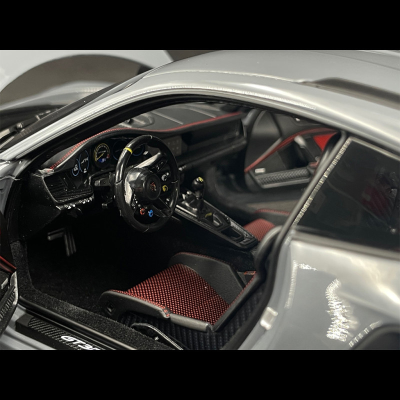 1/18 Porsche 911 (992) GT3 RS Coupé 2022 gris Arctique/pyro rouge