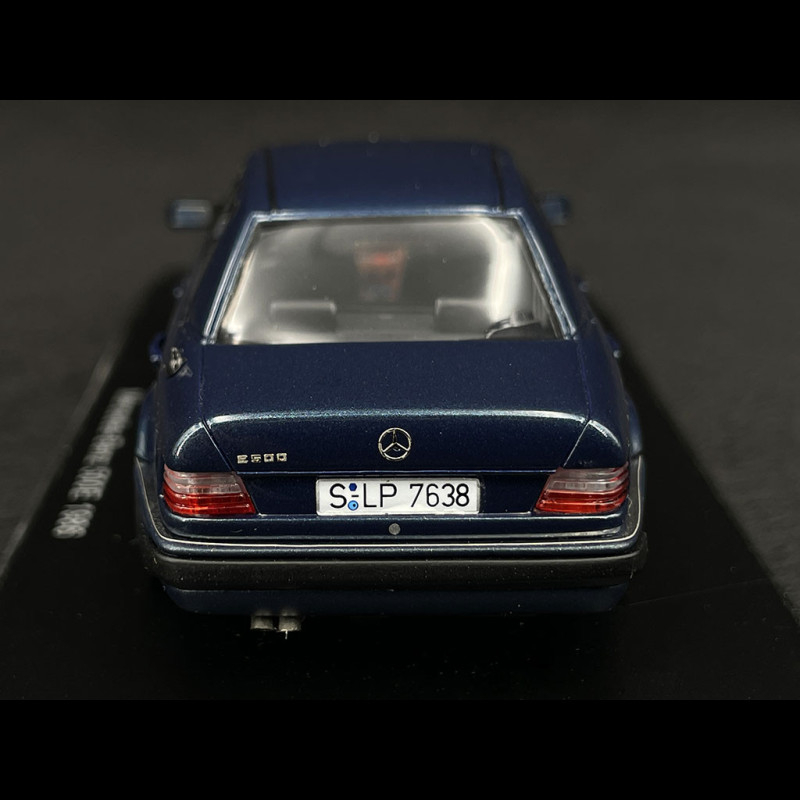 Mercedes-Benz 500E 1986 Petroleum Blue 1/43 Spark S1020