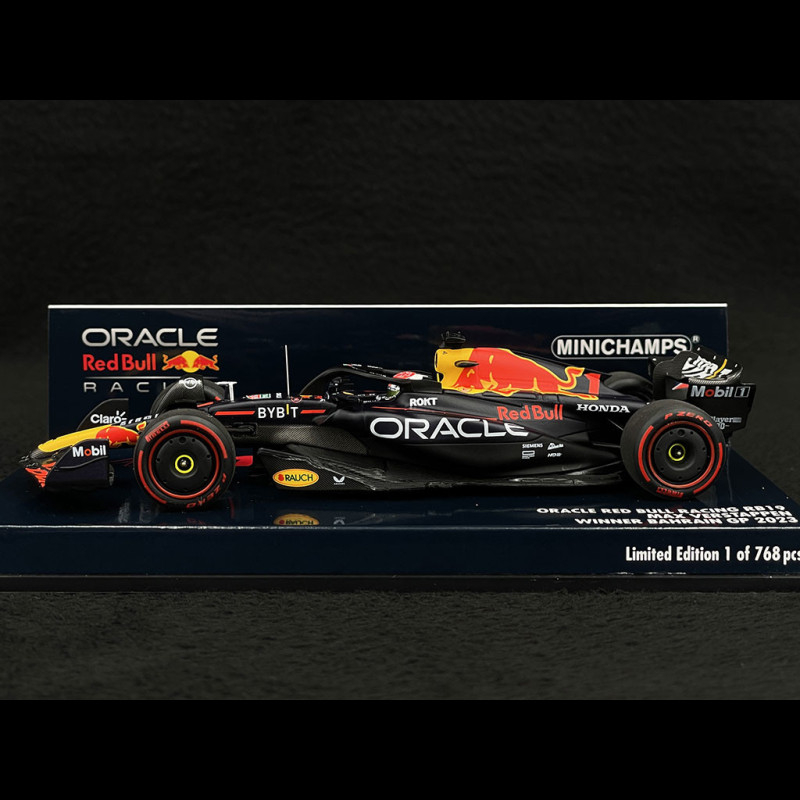 Soldes BBurago Red Bull Racing F1 RB18 Verstappen 1:43 2024 au meilleur  prix sur