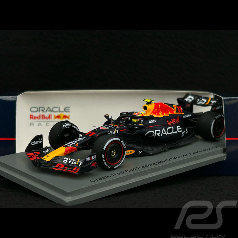 Sergio Perez Red Bull RB19 n° 11 Winner GP Azerbaijan 2023 F1 1/43 Spark S8582