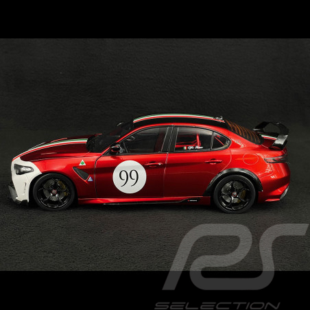 Alfa Romeo Giulia GTAM 2022...