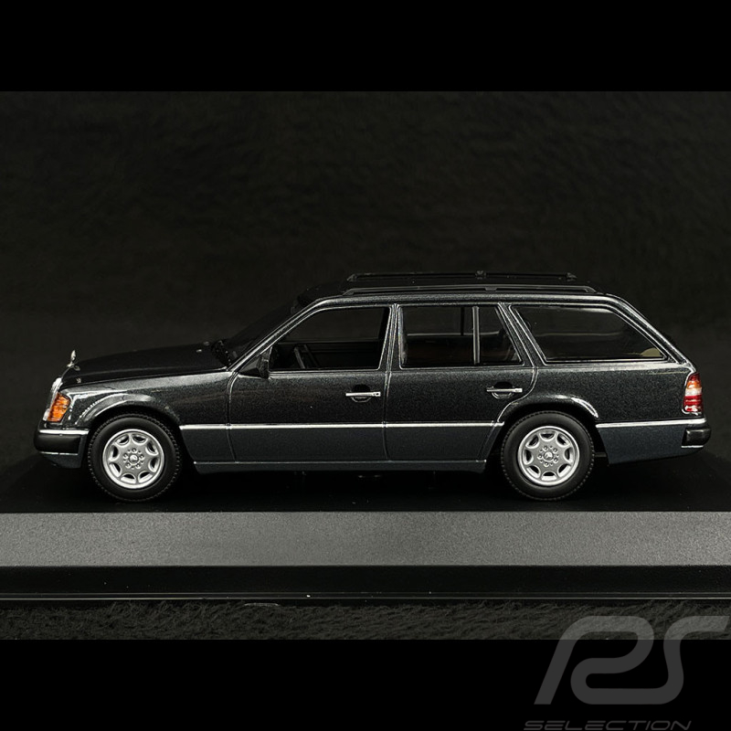 Mercedes-Benz 300 TE S124 1990 Schwarz Metallic 1/43 Minichamps 940037012