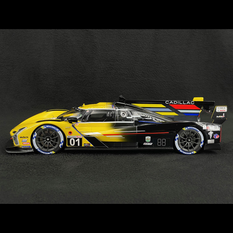 cadillac-v-series-r-ndeg-01-