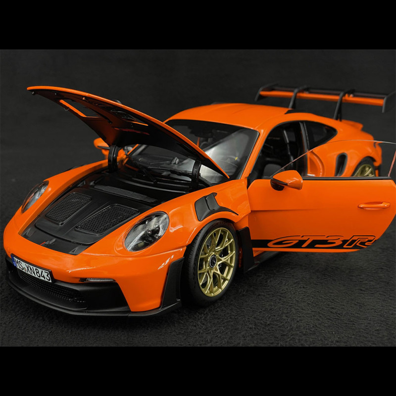 Porsche 911 GT3 RS Type 992 2022 Gulf Orange 1/18 Norev 187360