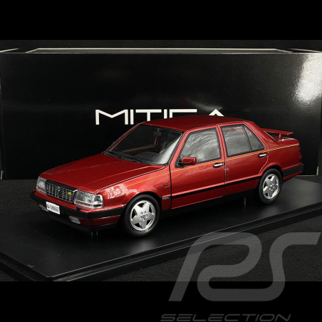 Lancia Thema 8.32 Ferrari...