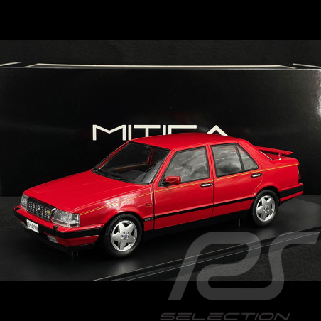 Lancia Thema 8.32 Ferrari...