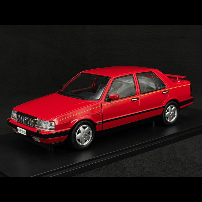 1:18 MITICA Lancia Thema 8.32 Ferrari - 1988 - Aileron Ouvrant - Neuve