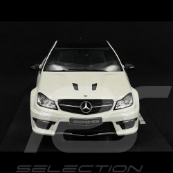 Mercedes-Benz C63 AMG 2014 Blanc Diamant 1/18 GT Spirit GT899