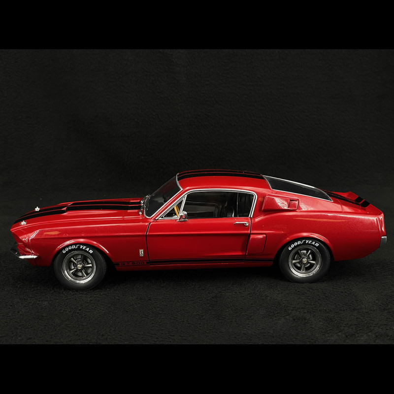 Ford Mustang GT 390 1968 Rouge 1/18 AUTOart 72801 - Miniature Collection
