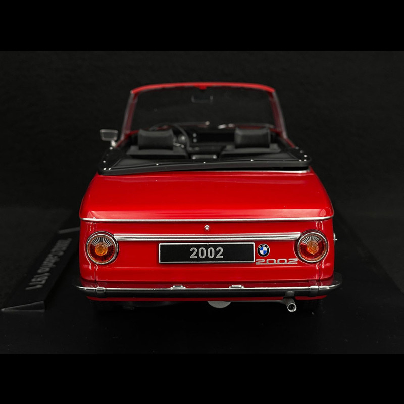 BMW 2002 CABRIOLET 1971 Gris MINICHAMPS 1:43 de reference 80 42 0 1