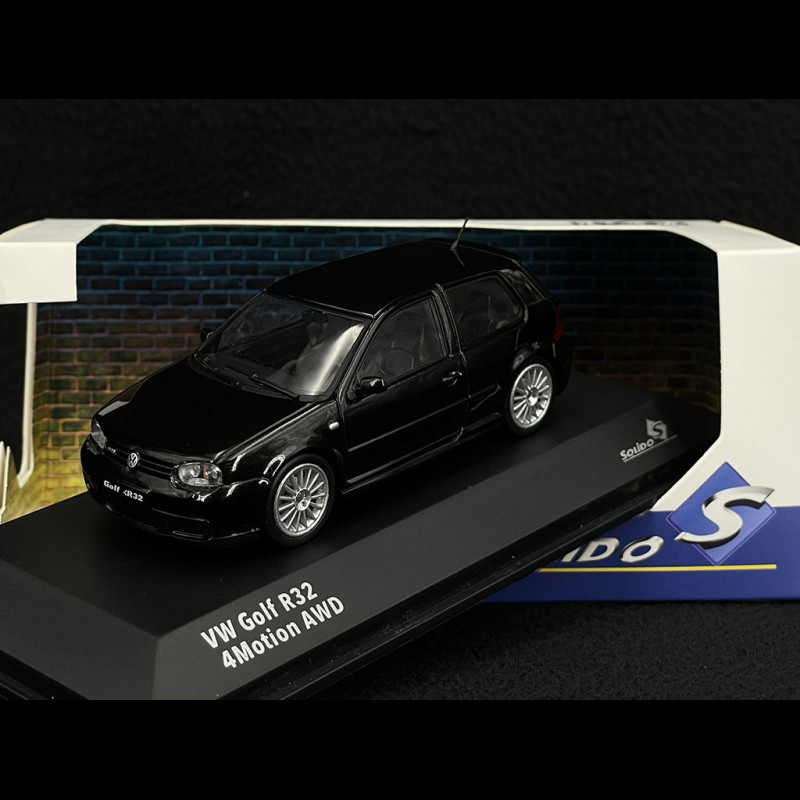 Volkswagen VW Golf IV R32 2003 Black 1/43 Solido S4313603