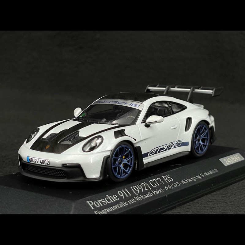 Porsche 911 GT3 RS Type 992 2022 Weissach Package Ice Grey Metallic 1/43  Minichamps 410062108