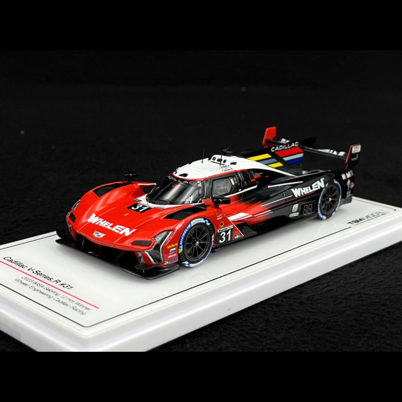 Modèle réduit Cadillac V-series.r N°01 Cadillac Racing Winner 1/18
