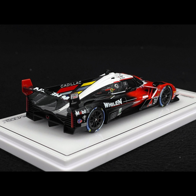 Cadillac V-Series R N° 31 Winner 12h Sebring 2023 Whelen Engineering ...