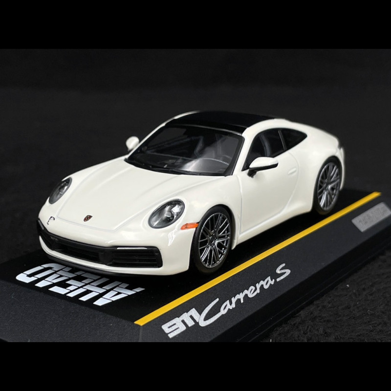 Porsche 911 Carrera S Type 992 2022 White / Black 1/43 Minichamps