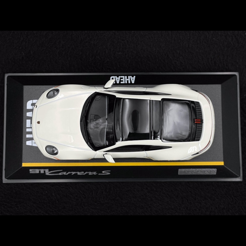 Porsche 911 Carrera S Type 992 2022 White / Black 1/43 Minichamps