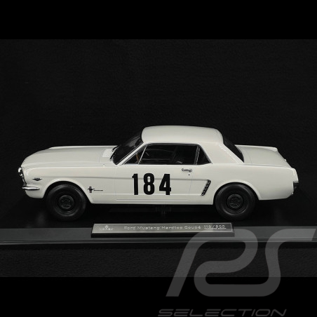 Ford Mustang Coupé N° 184...