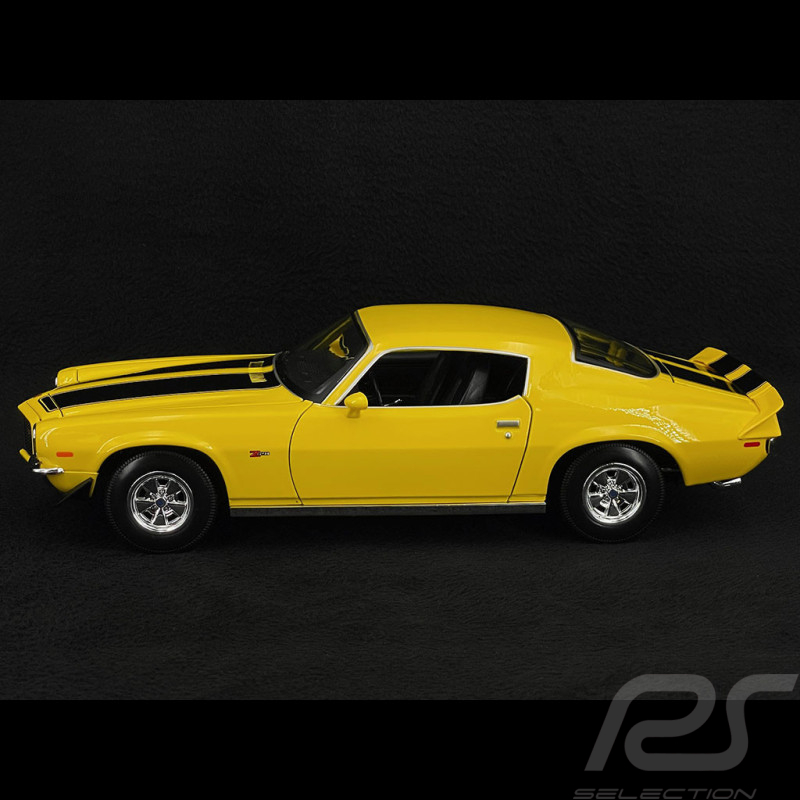 Chevrolet Camaro 1971 Gelb 1/18 Maisto 31131