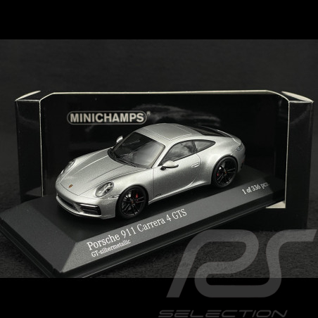 Porsche 911 Carrera 4 GTS...