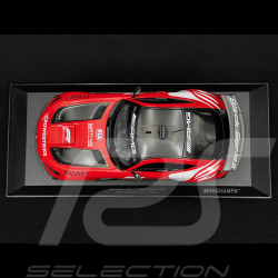 Mercedes AMG GT Black Series Safety Car F1 2022 Bernd Maylander 1/18 Minichamps 155032090