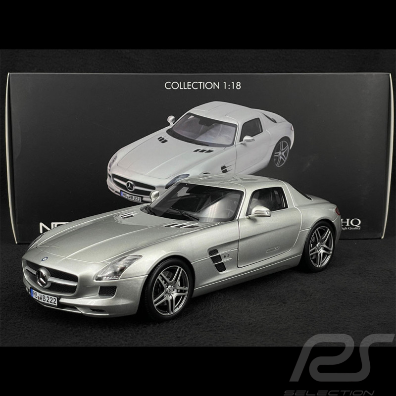 Mercedes-Benz SLS AMG Gullwing Coupe C197 2011 Metallisch Grau 1/18 Norev 183490