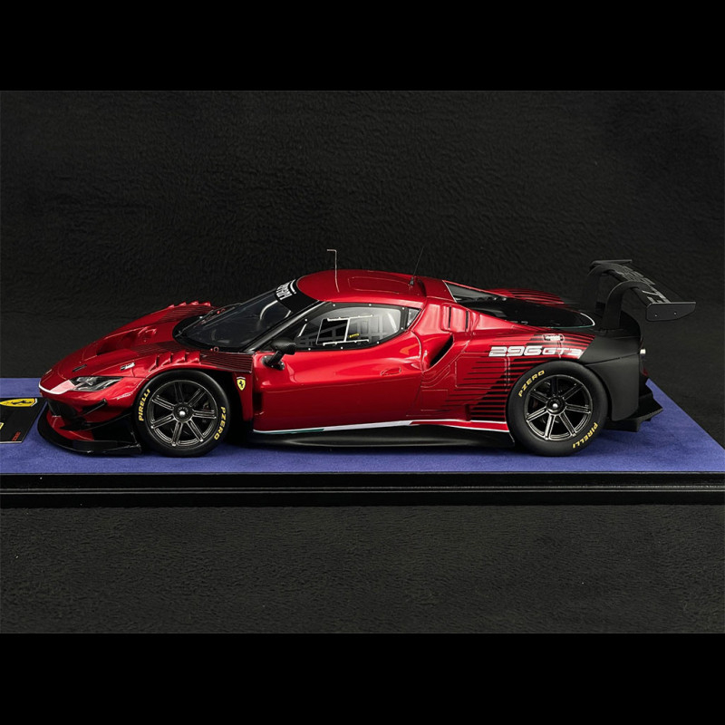 Ferrari 296 GTS Rouge Corsa - Bleu 1/18 MR