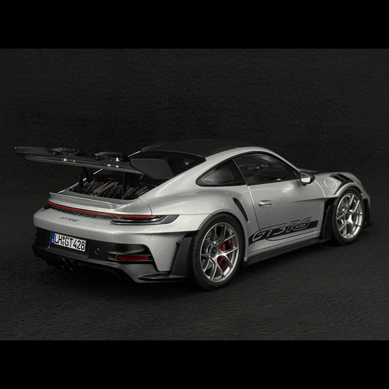 Porsche 911 GT3 RS avec pack Weissach 2022 GT Argent métallisé 1/18