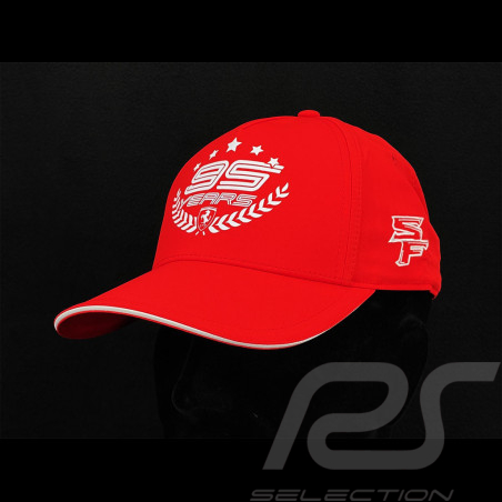 Gorra Ferrari 95 años...