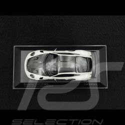 Porsche 911 GT3 RS type 991 Mk ll 2018 white / black wheels 1/43 Minichamps 413067033
