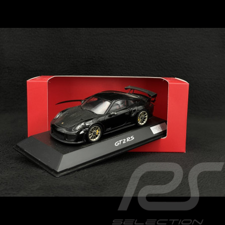 Porsche 911 GT2 RS type 991 black / carbon 1/43 Spark WAX02020066