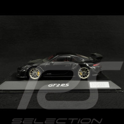 Porsche 911 GT2 RS type 991 black / carbon 1/43 Spark WAX02020066