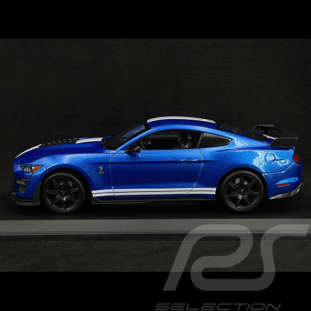 Ford Mustang Shelby GT 500...