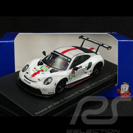 Porsche 911 RSR-19 Type 991 n° 92 3. 24h Le Mans 2021 1/64 Spark Y272