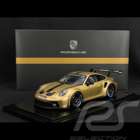 Porsche 911 GT3 Cup 5000 Typ 992 2023 Gold / Schwarz 1/18 Spark WAP0211520RGT3