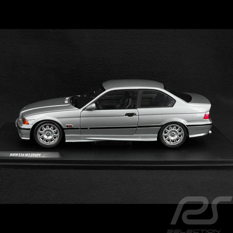 BMW M3 E36 1990 Silver 1/18 Solido S1803913
