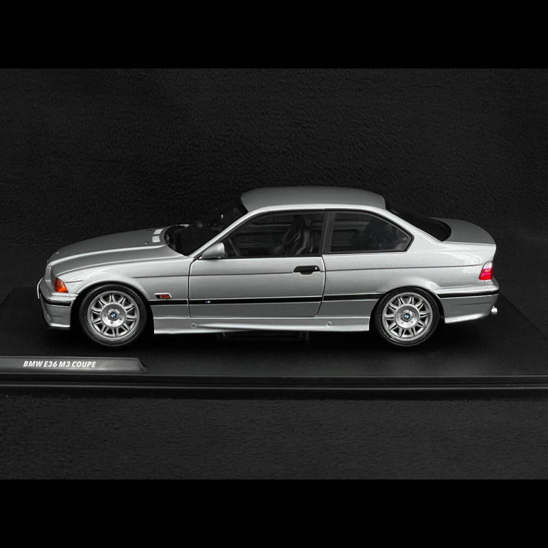 BMW M3 E36 1990 Silver 1/18 Solido S1803913
