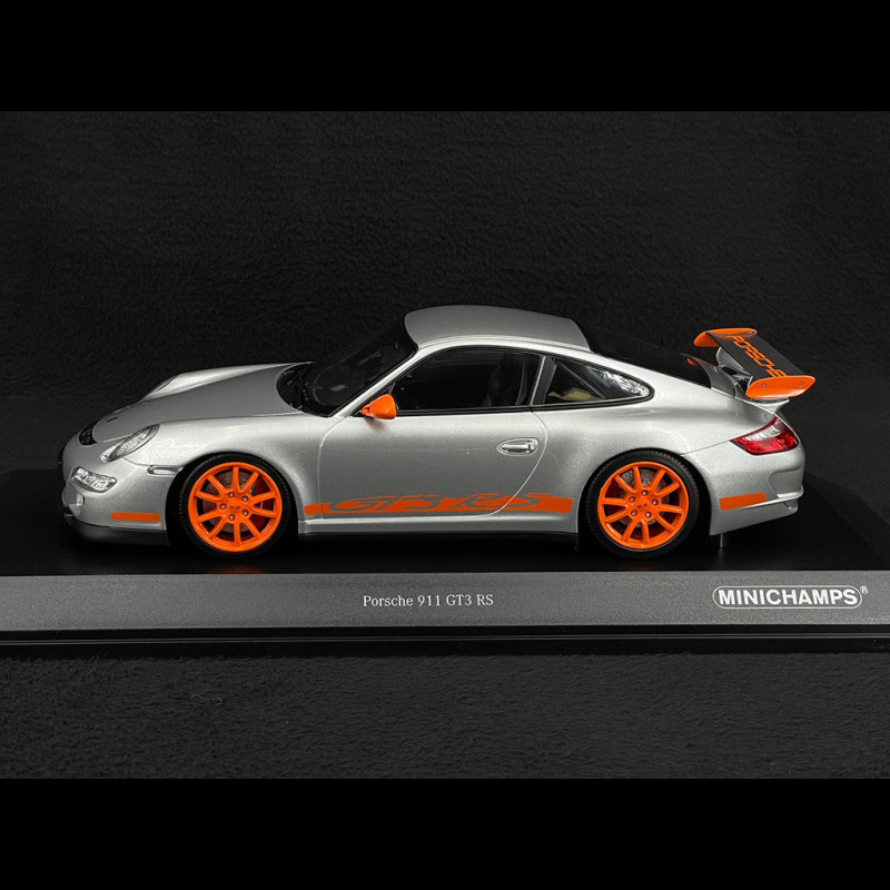 MINICHAMPS 1/43 PORSCHE 911 type 996 GT3 RS Le Mans 2004 n° 84 EUR 30