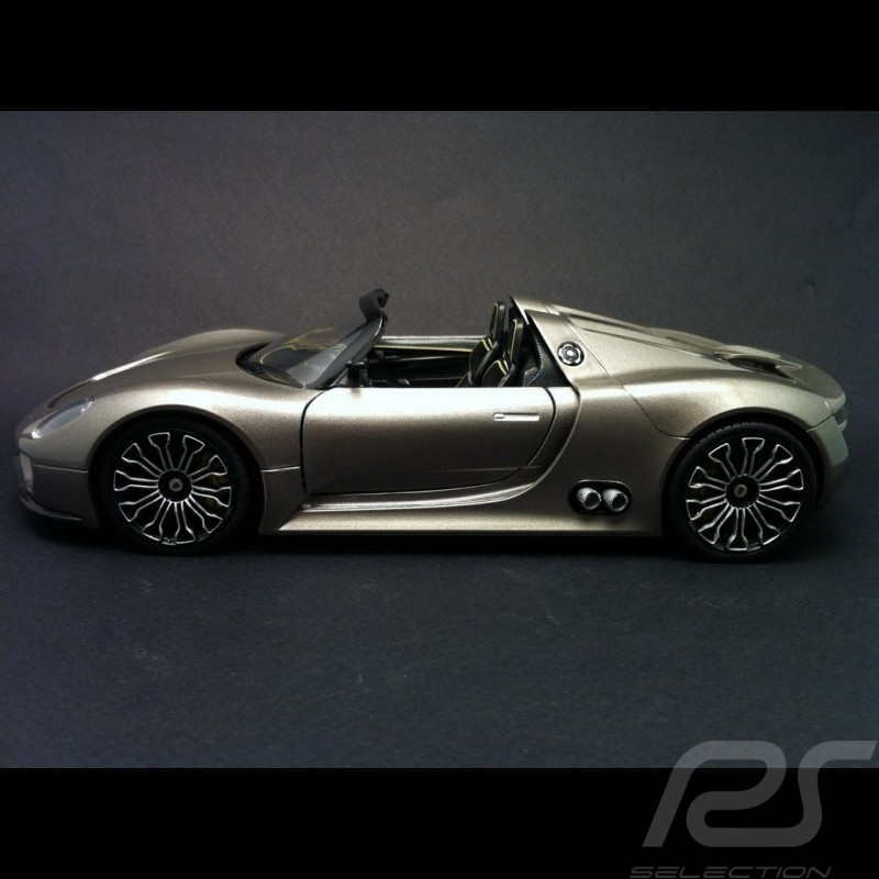 Porsche 918 Spyder 1/24 Welly