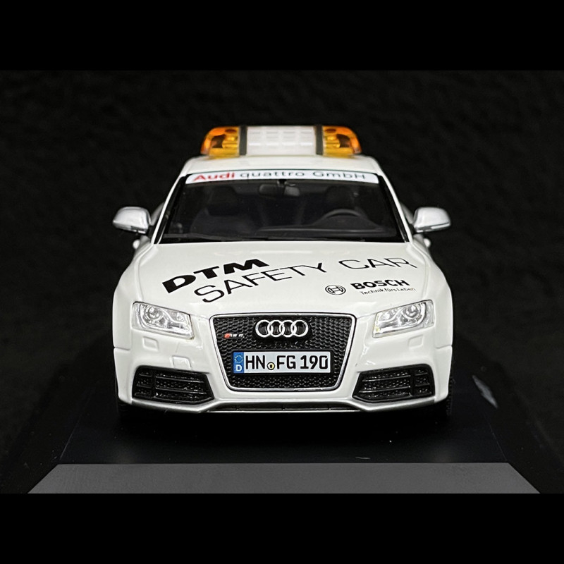 PREORDER Schuco 1/64 Audi Quattro #4 Rallye Portugal 1984 452037000 (A – Tokyo Station PREORDER Schuco 1/64 Audi Quattro #4 Rallye Portugal 1984 452037000 (A – Tokyo Station