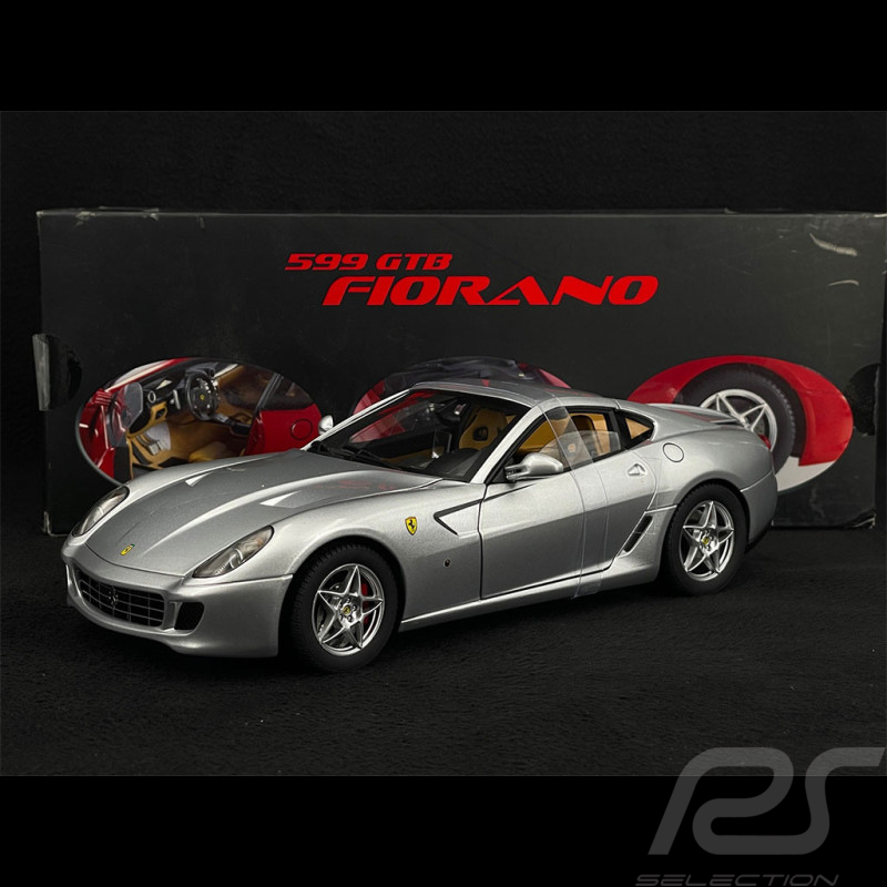 Ferrari 599 GTB Fiorano 2007 Gris Grigio Ingrid 1/18 Hot Wheels J2918