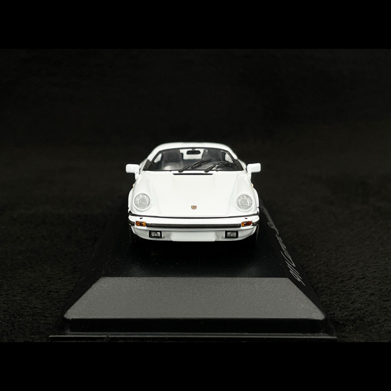 Porsche 911 Speedster 1989 (Minichamps) 1:43 Porsche 911 Speedster 1989 (Minichamps) 1:43