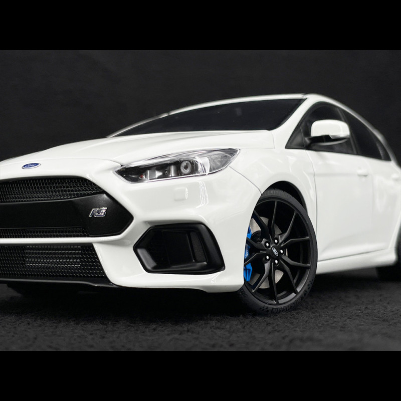 Ford Focus RS 2016 gefrorenes Weiß 1/18 Autoart 72951