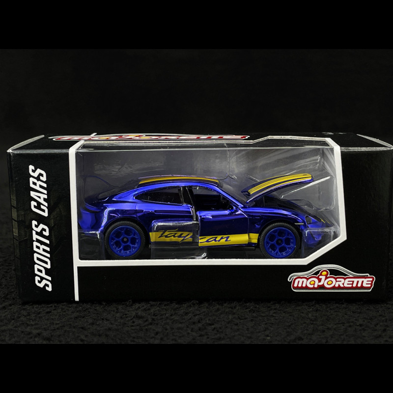 porsche-taycan-turbo-s-racing-