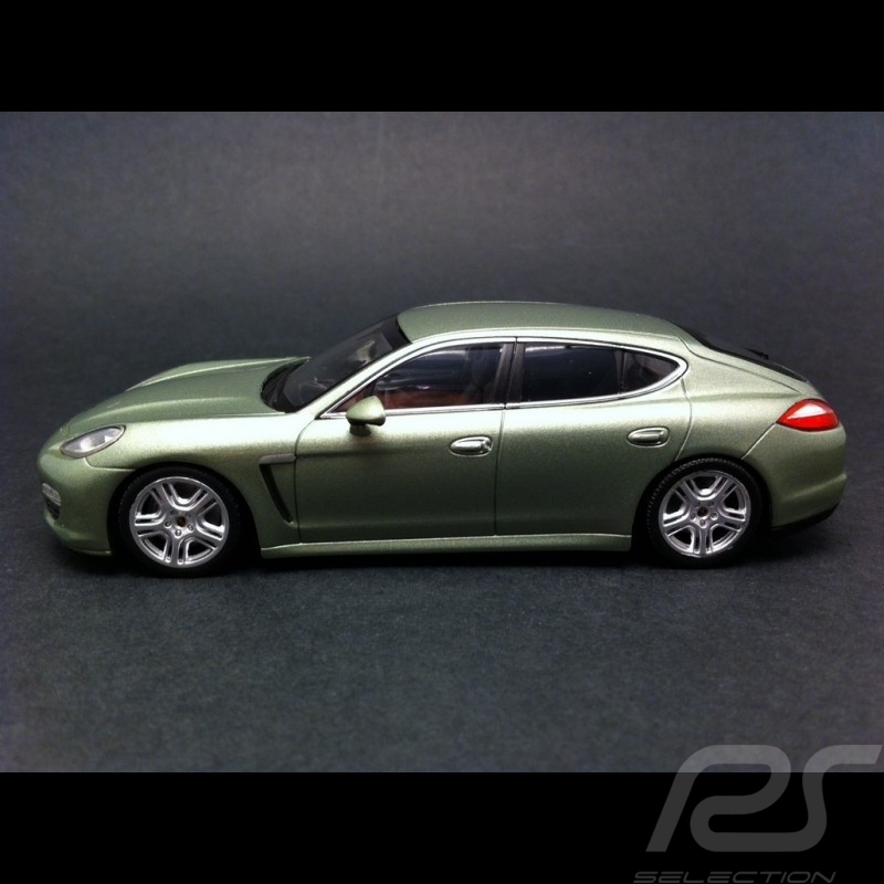 Panamera S Hybrid 2011 vert métal Panamera S Hybrid 2011 vert métal