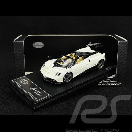 Pagani Huayra Roadster 2017...